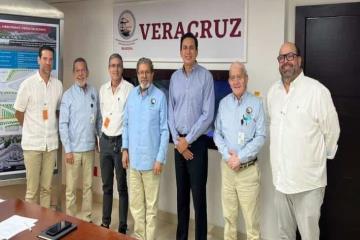 Agentes aduanales del puerto de Veracruz se reúnen con nuevo titular de Asipona