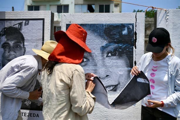 Colocan fotografías de desaparecidos en avenida Cuauhtémoc, en Veracruz| VIDEO