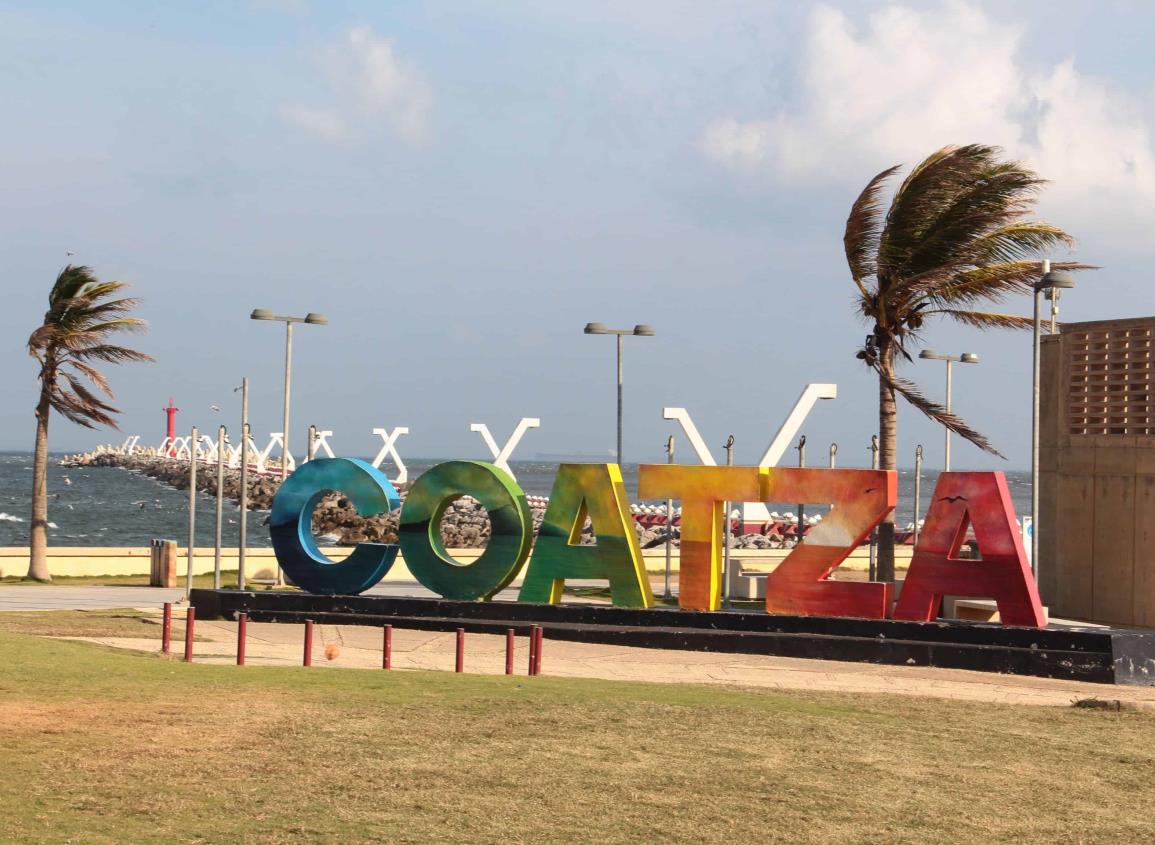 Conoce los 4 escudos oficiales de Coatzacoalcos a lo largo de su historia