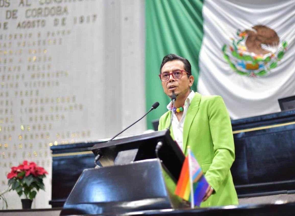 No ha hecho nada; Se lanza comunidad LGBT contra diputade por ignorar crímenes de odio en Veracruz | VIDEO