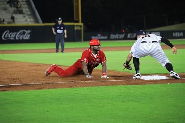 Vuela El Águila y gana en extra innings