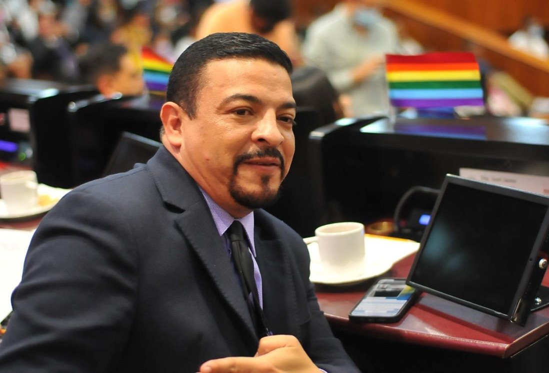 Gómez Cazarín desmiente rumores de bases sindicales en Congreso de Veracruz