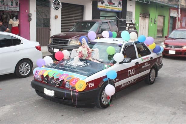 Con dulces, globos y sorpresas, celebran el Día del Niño en Misantla