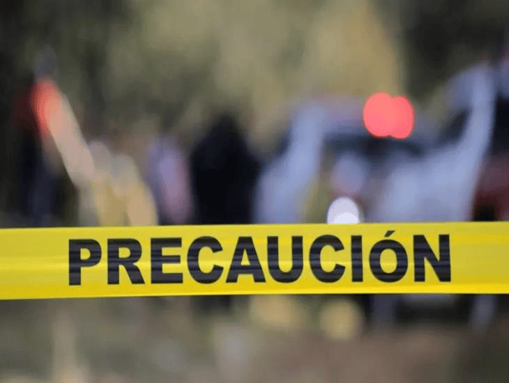 Pareja de motociclistas de Medellín termina en hospital tras chocar con camioneta
