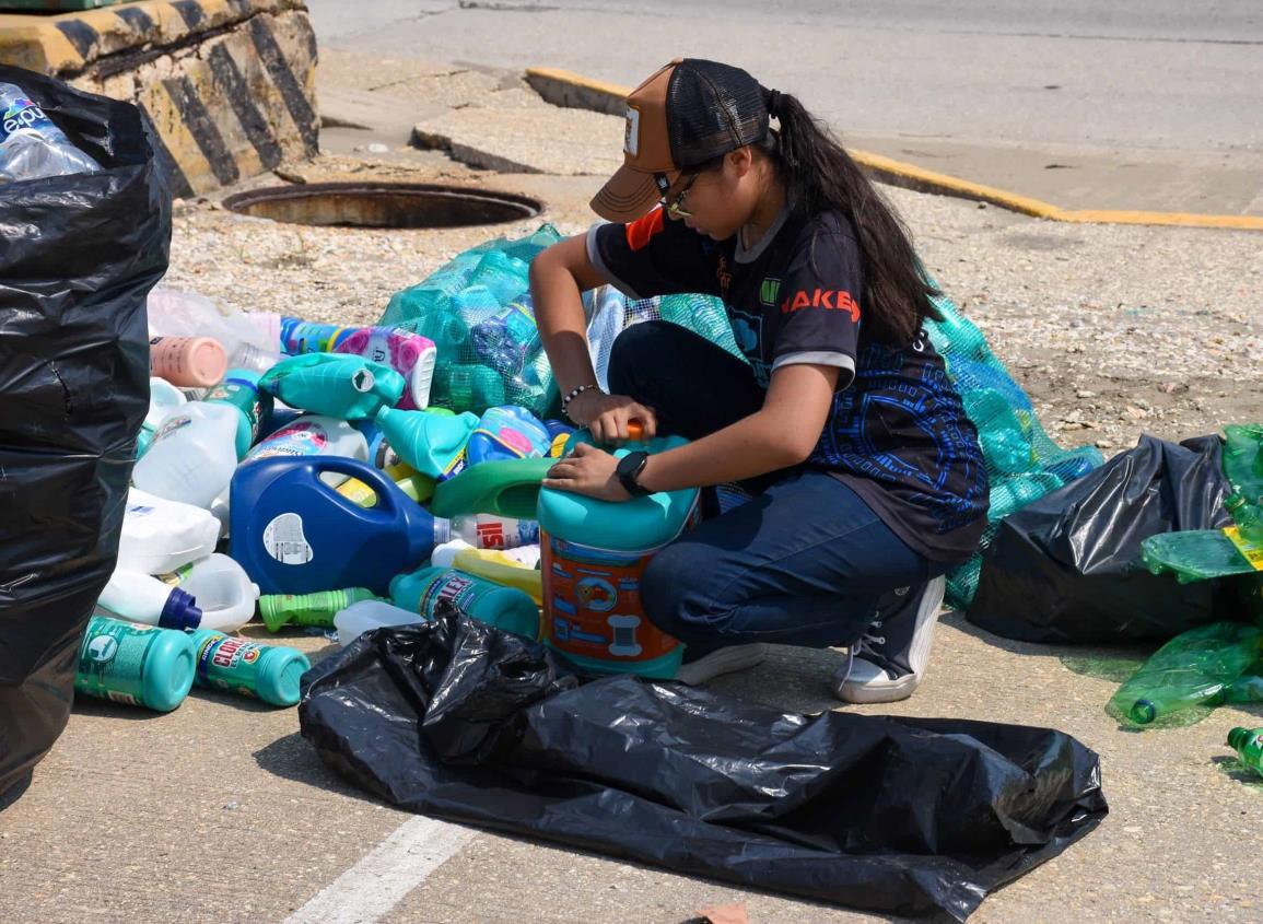 Beneficia ‘Misión Tlacuache’ a más de 40 escuelas en Coatzacoalcos