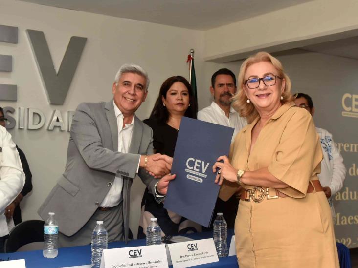 El Centro de Estudios Veracruz CEV Universidad realizó ceremonia de graduación en posgrados