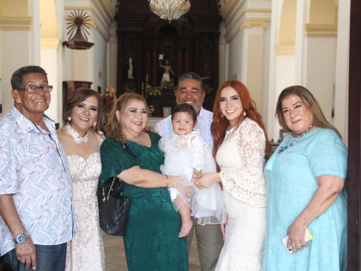 Gretta Hernández Calvo cumplió un año de vida y fue bautizada