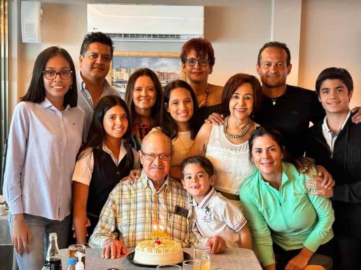 Juan Caso Casal celebra en comida familiar