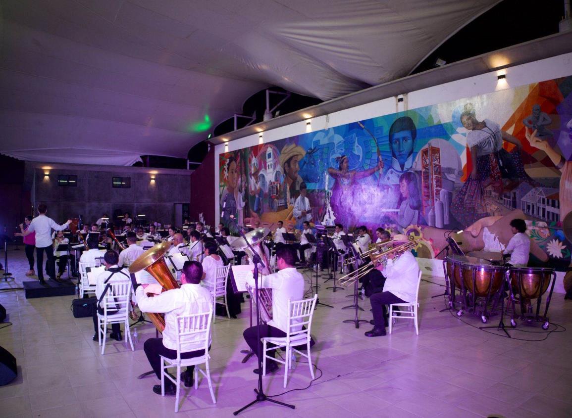 Brillante clausura del Tercer Festival del Día Internacional del Libro en Minatitlán