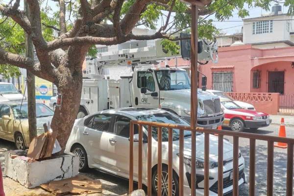 SEV y CFE dejan "a oscuras" y sin clases a escuela primaria de Veracruz