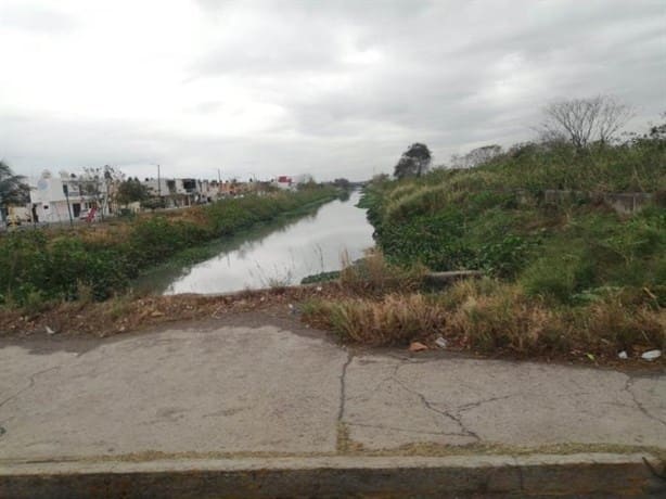 Mal uso de la basura ocasiona contaminación en ríos y canales de Veracruz: ambientalista