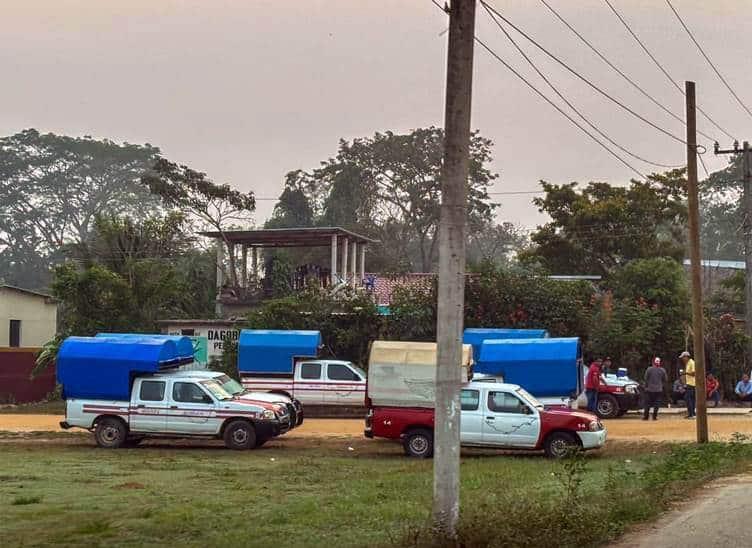 Crisis del transporte mixto rural de Hidalgotitlán; pasajeros acusan pésimo servicio