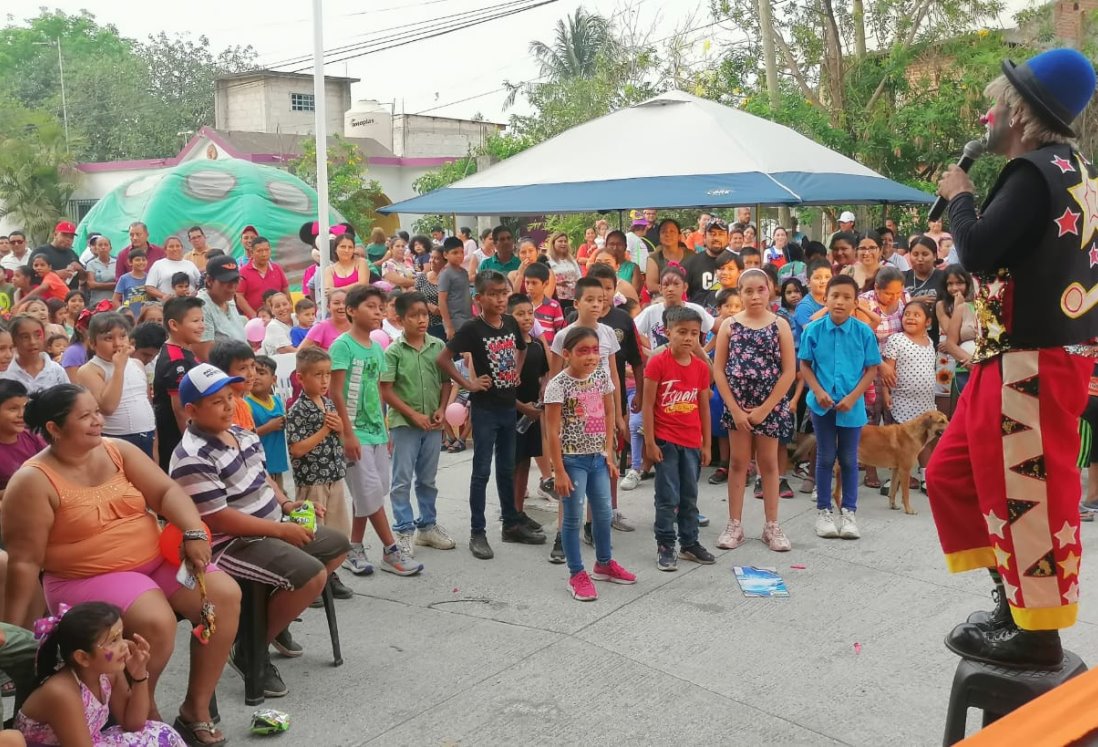 Movimiento Ciudadano festeja a los niños de Ciudad Cardel con diversión y regalos