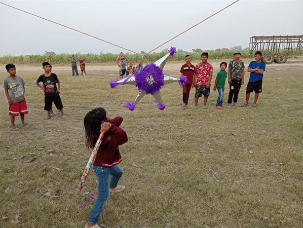 Celebran el Día del Niño en albergues cañero de Carlos A. Carrillo