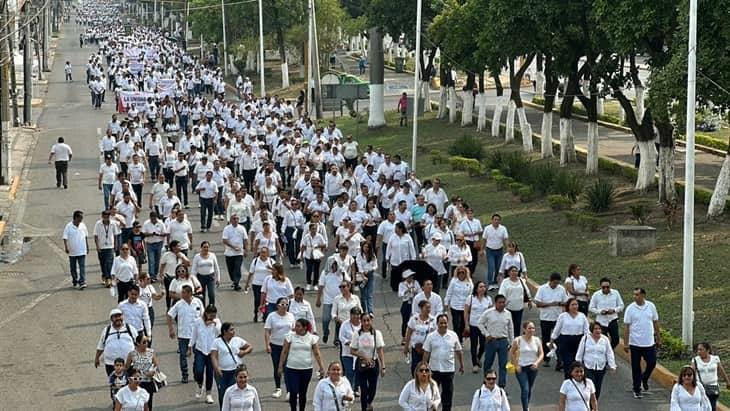 Más de 2 mil trabajadores marchan por el Día del Trabajo en Poza Rica