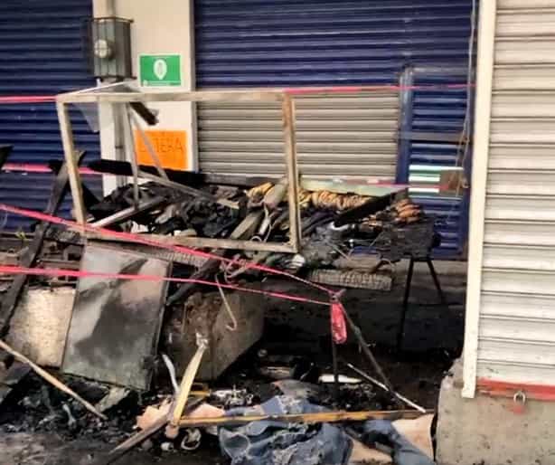 Se incendia puesto de verduras en la zona de mercados de Veracruz 