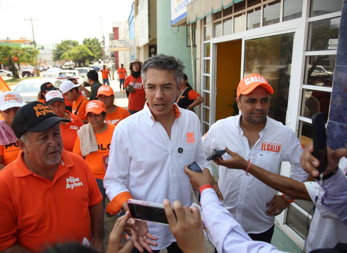 Coatzacoalcos es una ciudad para que lo tuviera todo; Dante Delgado recorre el centro | VIDEO