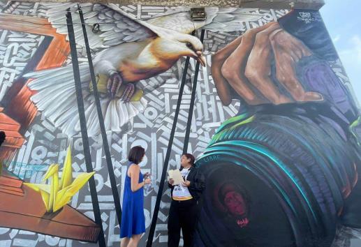 Develan el mural Libres, para exigir justicia por periodistas asesinados en Veracruz | VIDEO