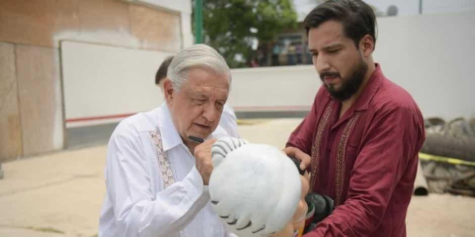 AMLO supervisa avance de hospital en Naranjos, Veracruz