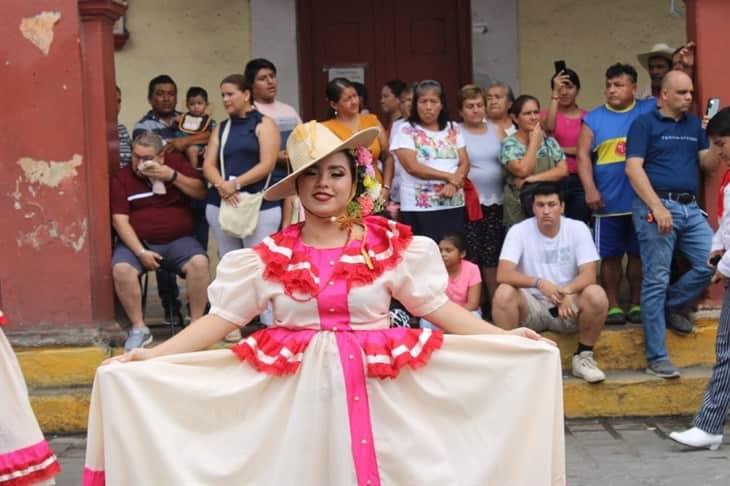 En Misantla, realizan desfile conmemorativo a la Batalla de Puebla 