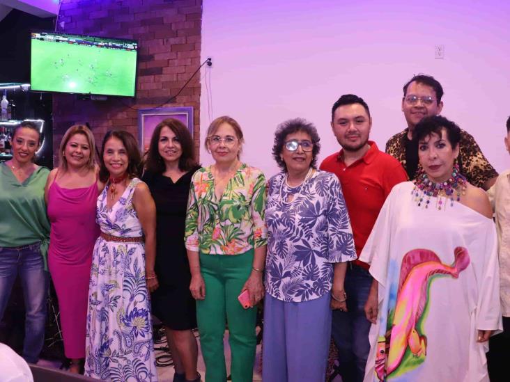Artistas del colectivo Arena y Luna presentan su obras en la Exposición Plástica Tequilera