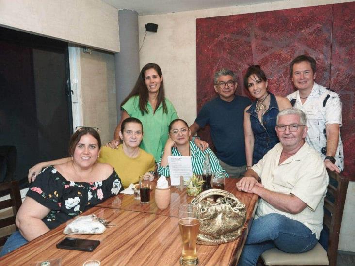 Rosa Aurora Nieto, Paco Gómez Ruiz, así como Karina Alfaro y Noemí Águila presentan obras en cerámica y pintura