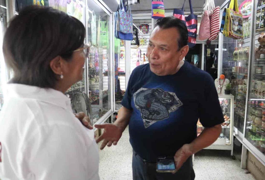 Ayuntamiento desplazó a locatarios de Veracruz y construyó estacionamiento: Rosa María