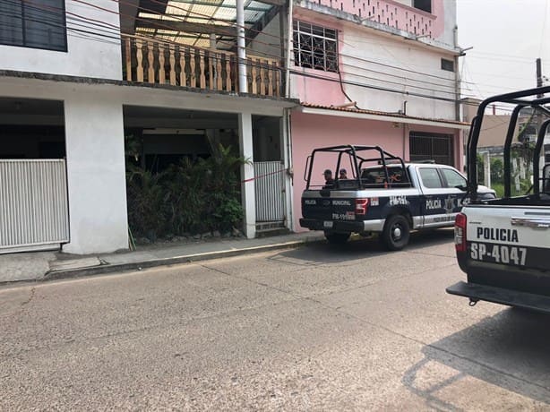 Hallan si vida a joven de 20 años en un cuarto que rentaba en Poza Rica