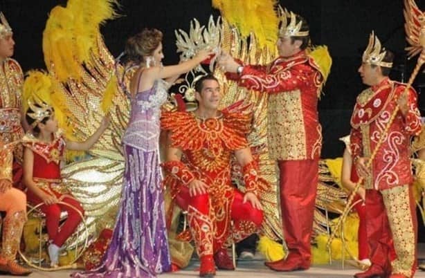 Así fue el día que Eduardo Santamarina fue rey del Carnaval de Veracruz | VIDEO