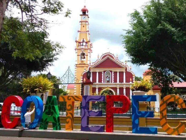 Piden frenar obra en centro de Coatepec; atenta contra Pueblos Mágicos