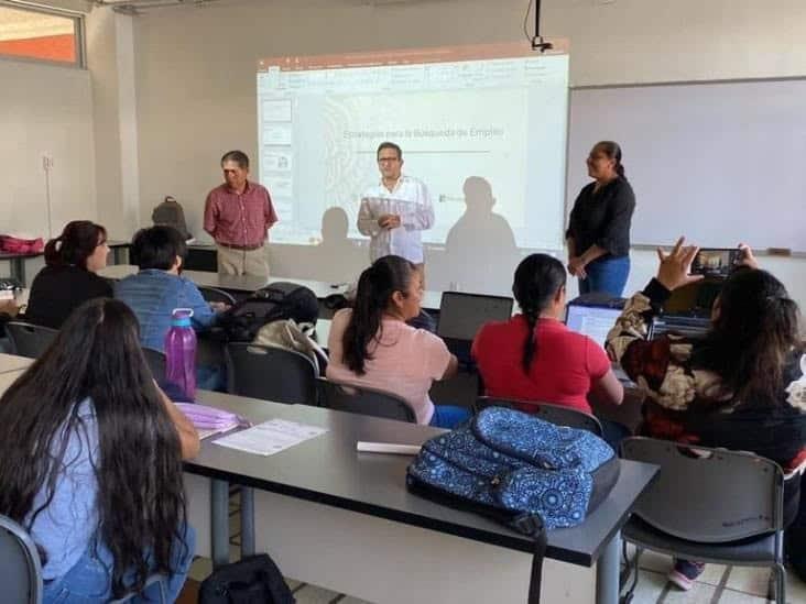 Realizan en Pánuco taller presencial para buscadores de empleo