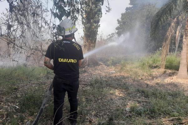Ante altas temperaturas, incendio de pastizal en Fortín