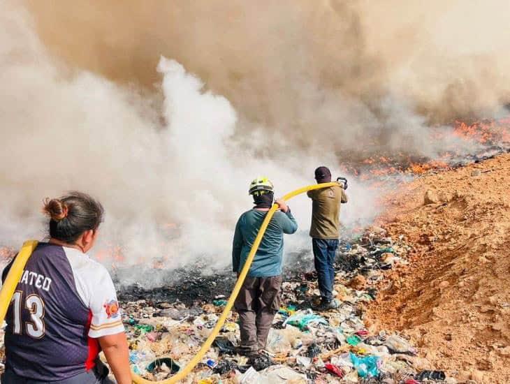 Cierran circulación entre Minatitlán y Coatzacoalcos ¿incendio ya fue controlado? | VIDEO