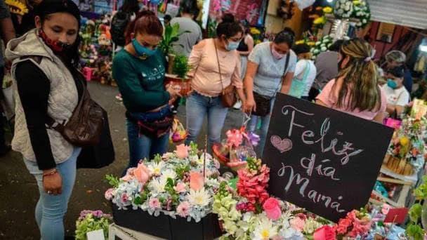 CAFÉ DE MAÑANA: DÍA DE LAS MADRES CON TURBULENCIA FINANCIERA