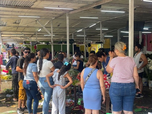 Aumenta venta de flores en Veracruz gracias al Día de las Madres 2024