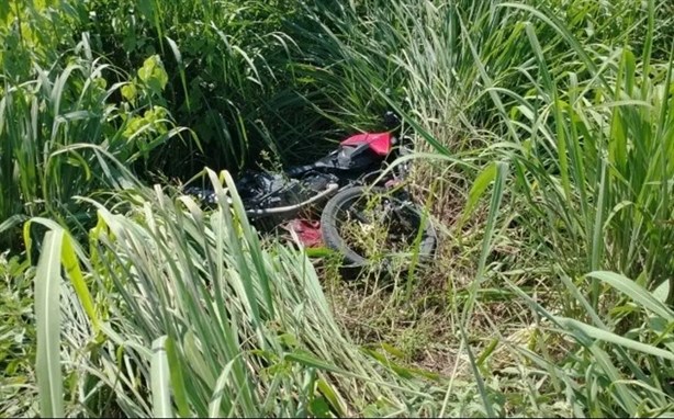 Joven derrapa en motocicleta en Tres Valles, Veracruz; está grave