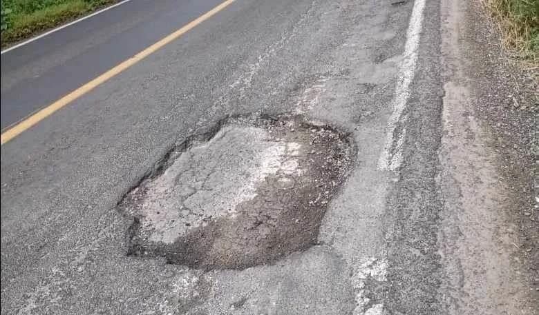 Red carretera de Veracruz; mala y sin mantenimiento