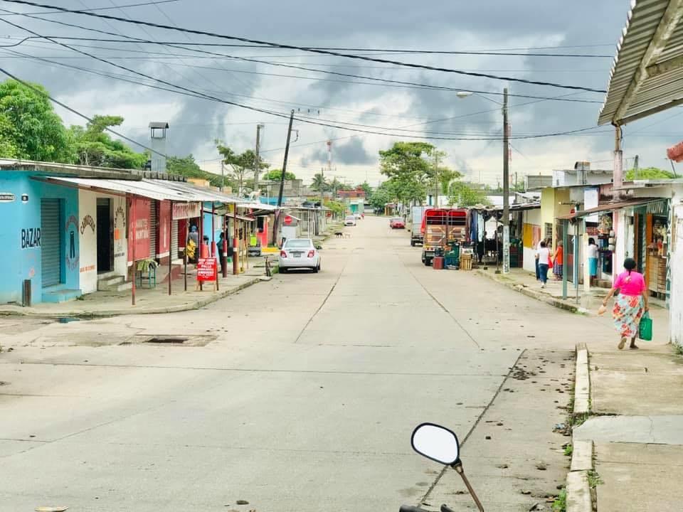 Con manta amenazante cobran piso a escuela primaria de Coatzacoalcos