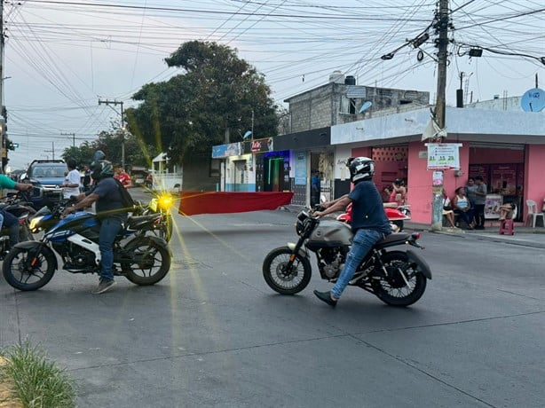 Veracruz es un caos por bloqueos en toda la ciudad; ¡Familias exigen agua! | VIDEO