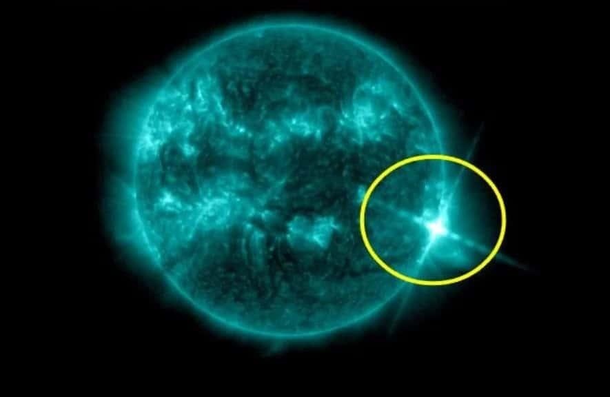 El Sol produce su llamarada más fuerte ¿La Tierra está a salvo? | VIDEO