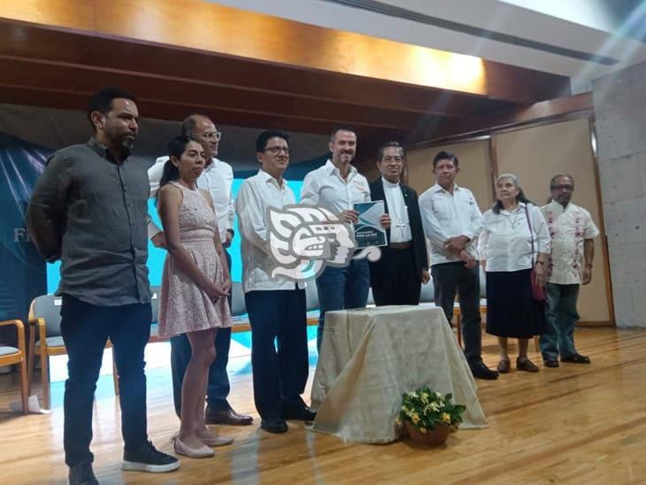 Realizan Diálogo Nacional por la Paz Capítulo Veracruz; solo acude Polo Deschamps