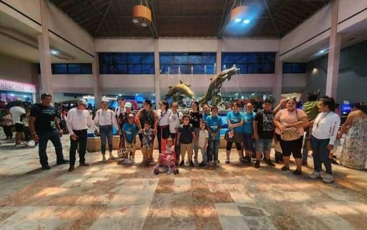 Niños con autismo de Úrsulo Galván visitaron el Aquarium de Veracruz