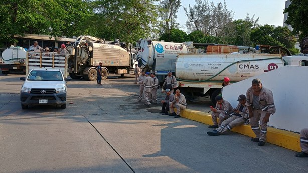 Vecinos de la Benito Juárez Norte toman instalaciones de CMAS ¡llevan 2 meses sin agua! | VIDEO