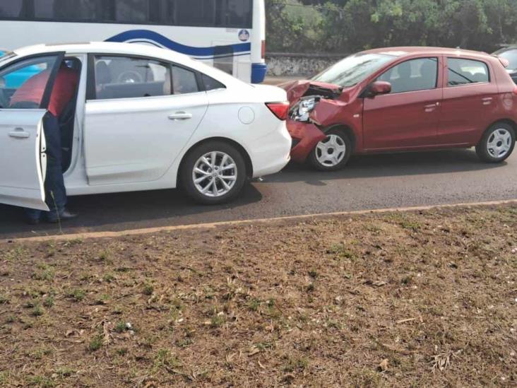 Una lesionada deja choque en Lázaro Cárdenas, en Xalapa