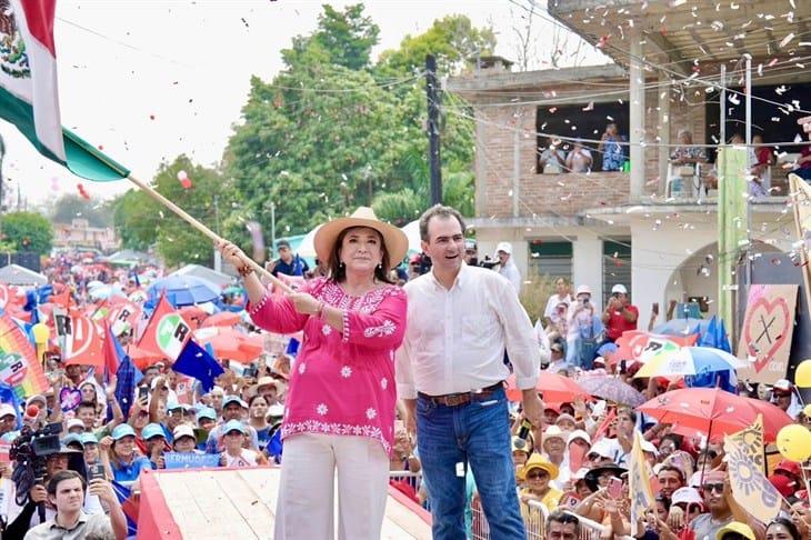 Xóchitl Gálvez  y Pepe Yunes recorren municipios del norte de Veracruz: Se deben gestionar mejor los recursos naturales