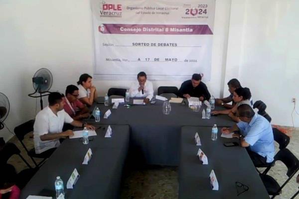 Realizan sorteo de debates en Consejo Distrital 08 de Misantla