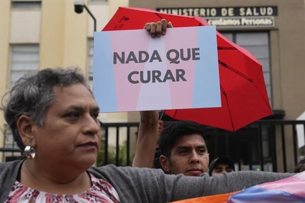 Protestan en Perú ante clasificación de transexualidad como trastorno mental