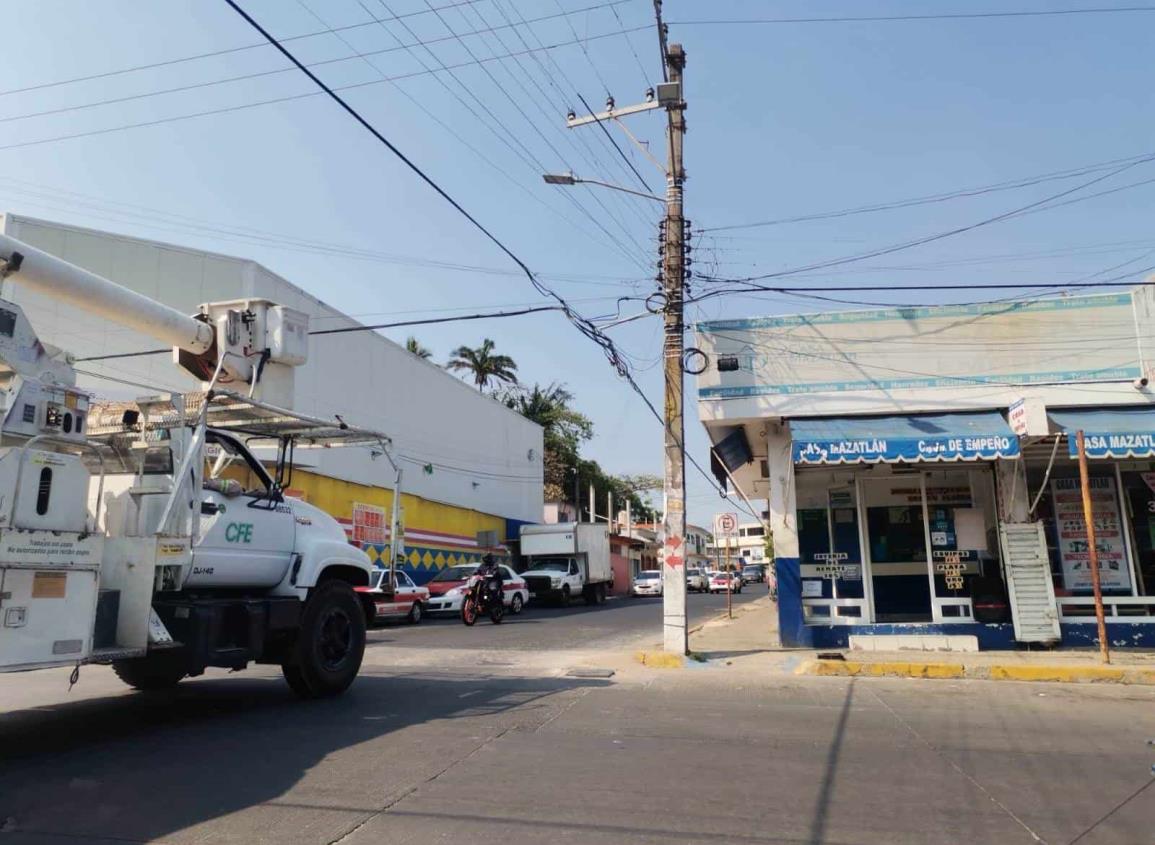 Seis colonias de Nanchital volvieron a quedarse sin luz; fallos serían provocados por altas temperaturas