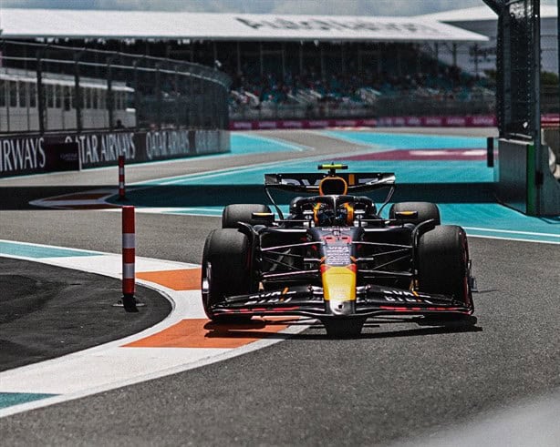 ¡Checo Pérez choca en la práctica libre 3! McLaren sorprende con un 1-2 en el GP de Emilia-Romaña