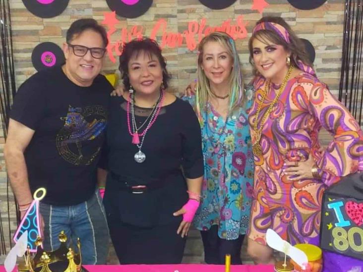 Claudia Enríquez fue festejada en reunión reto